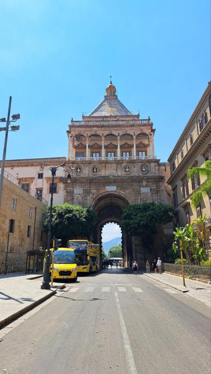La Porta Dei Mori Apartment Palermo Exterior foto